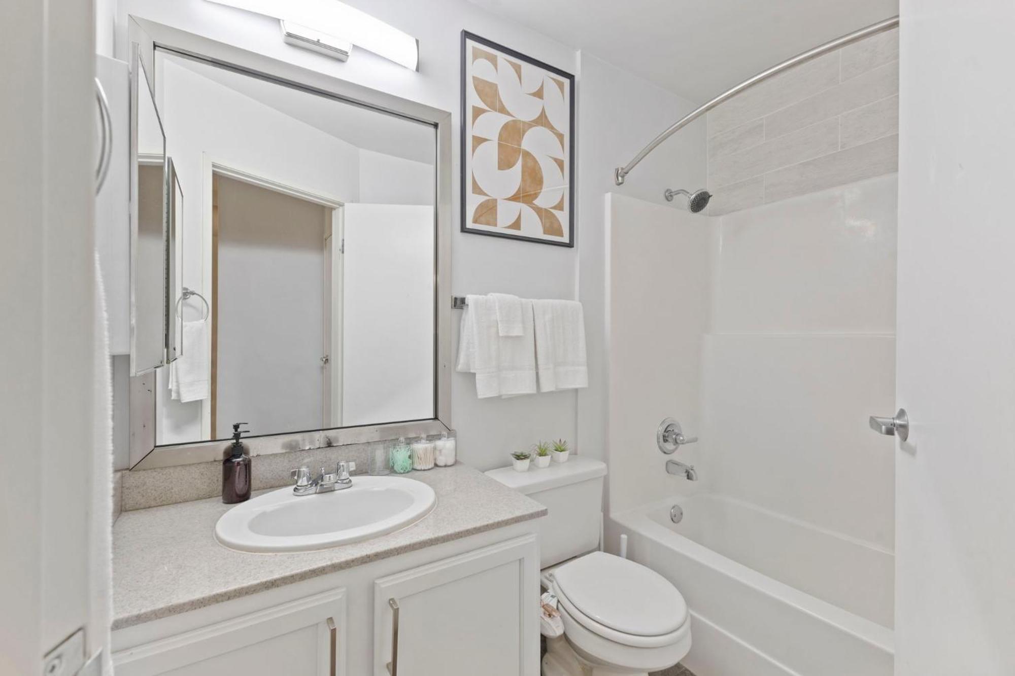Indy Loft - Monument Circle - Sleeps 7 - Convention Walkable Apartment Indianapolis Ngoại thất bức ảnh