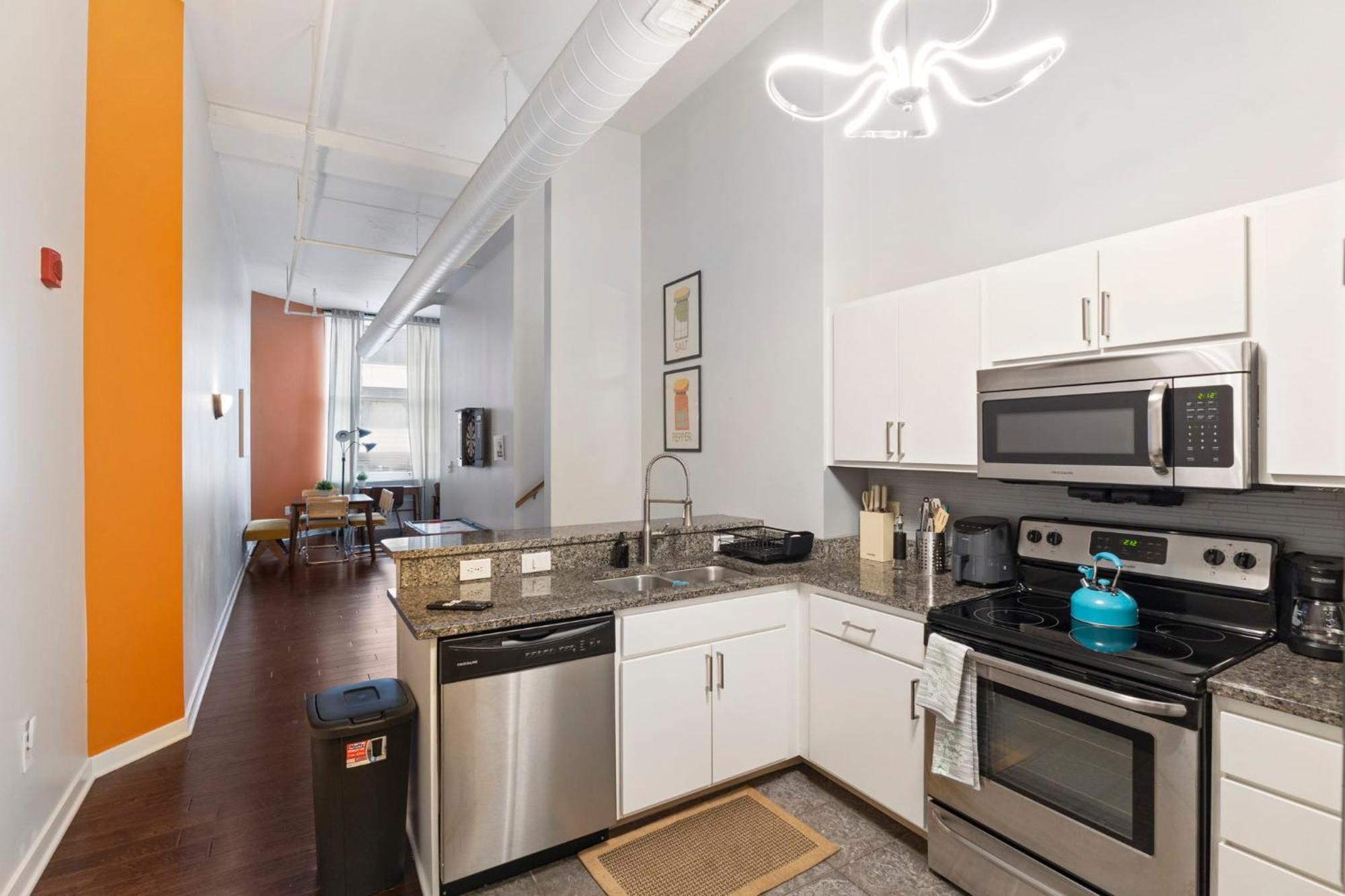 Indy Loft - Monument Circle - Sleeps 7 - Convention Walkable Apartment Indianapolis Ngoại thất bức ảnh