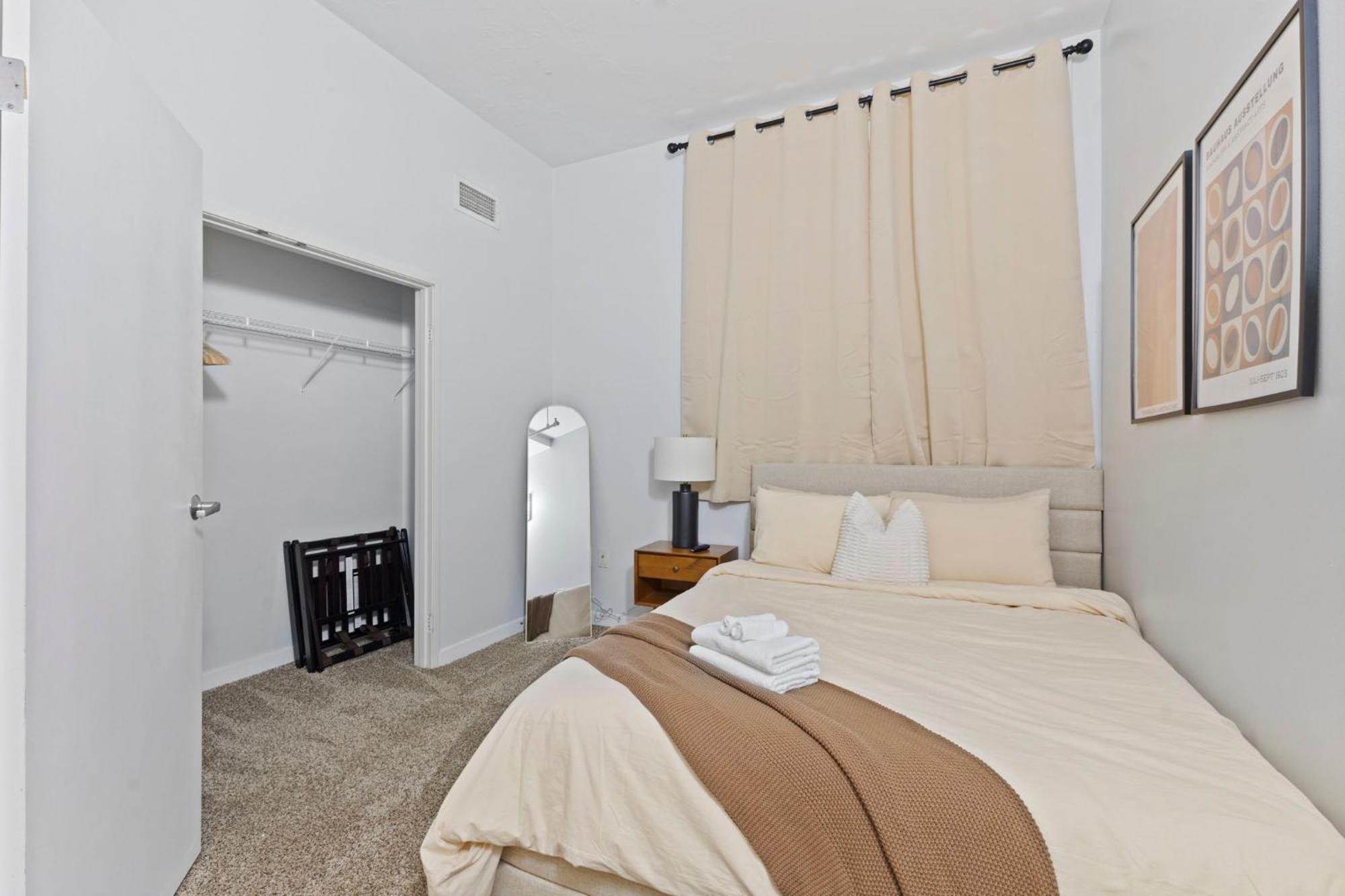 Indy Loft - Monument Circle - Sleeps 7 - Convention Walkable Apartment Indianapolis Ngoại thất bức ảnh