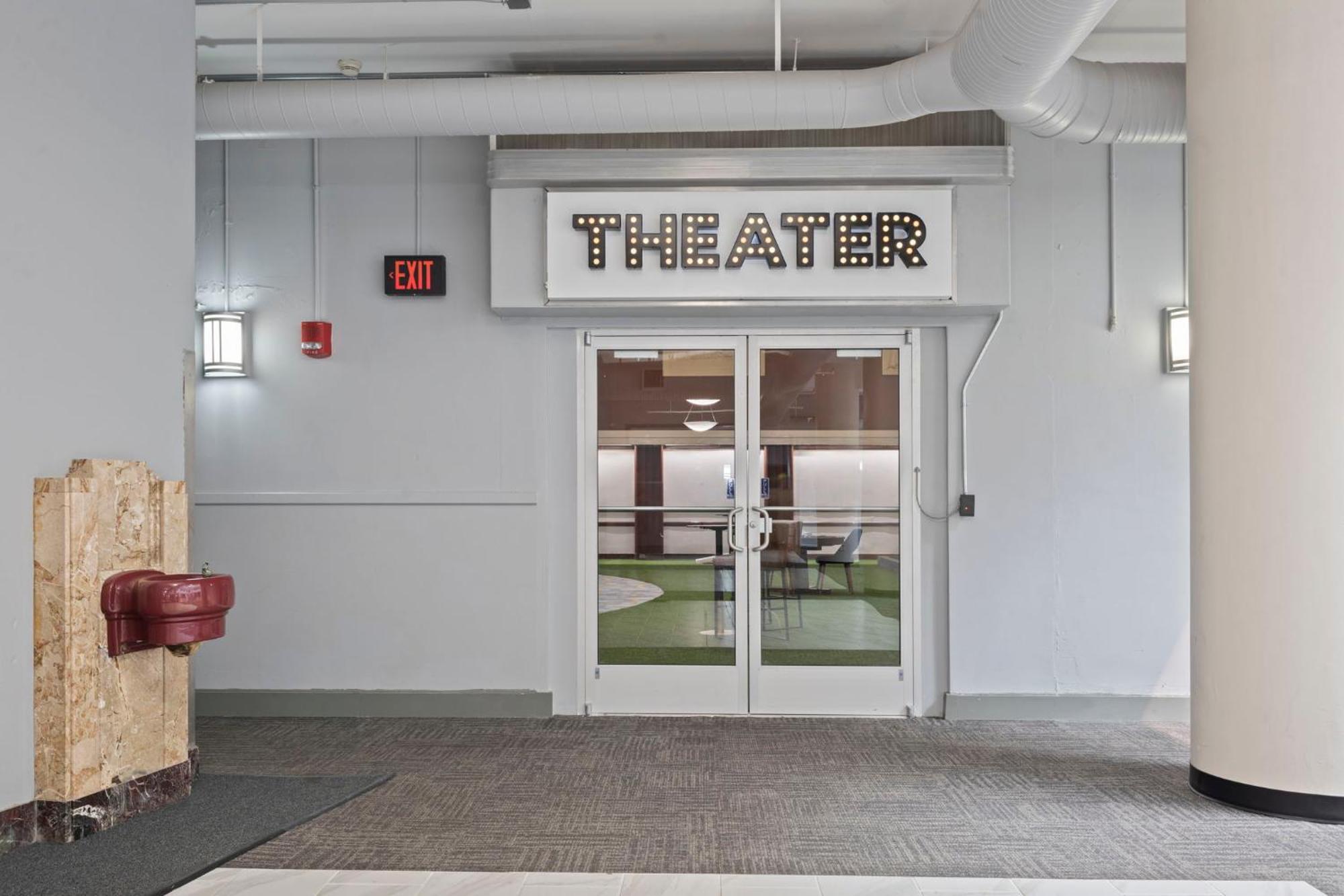 Indy Loft - Monument Circle - Sleeps 7 - Convention Walkable Apartment Indianapolis Ngoại thất bức ảnh